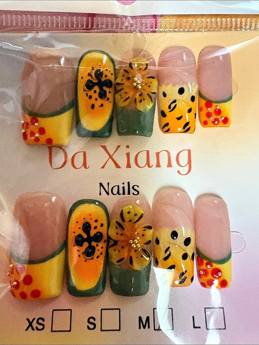 Da Xiang Floral Press-On Nails Yellow & Pink NWT